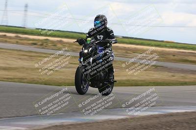media/Apr-26-2024-TrackDaz (Fri) [[c4b677d280]]/C Group/140pm (Wheelie Bump)/